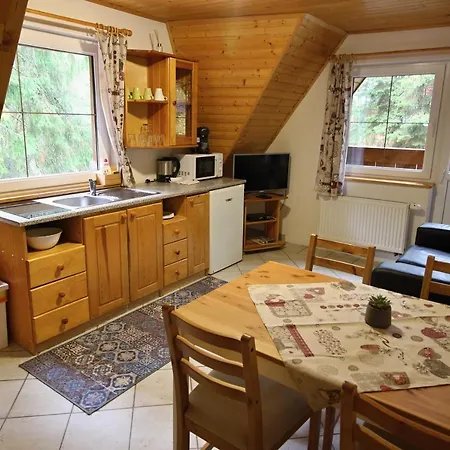 Jakub Apartman Deménvölgy