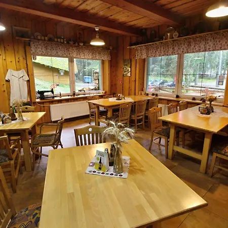 Jakub Apartament Dolina Demianowska